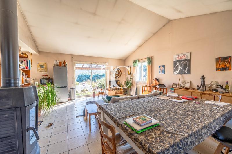 Maison - 95 m² - 4 pièces