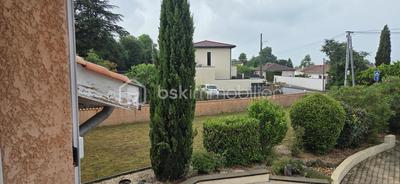 Maison traditionnelle - 135 m² - 5 pièces