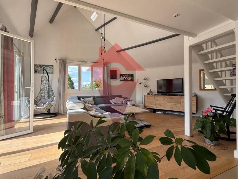 Maison - 162 m² - 5 pièces