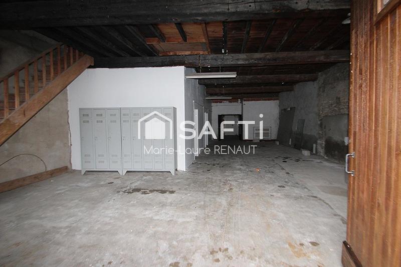 Maison - 340 m² - 2 pièces