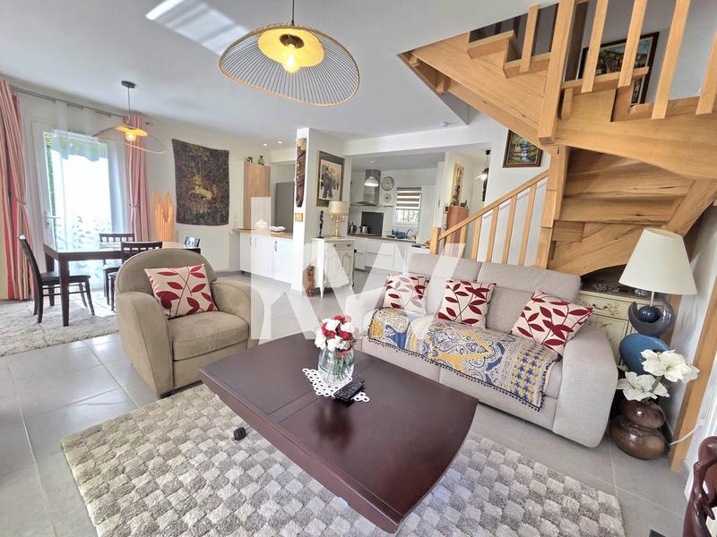 Maison - 110 m² - 5 pièces