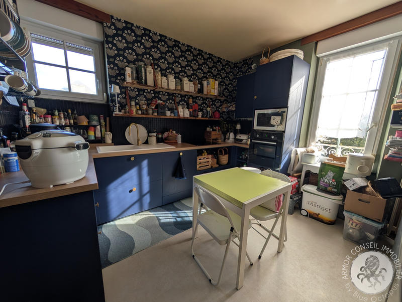 Maison - 229 m² - 8 pièces