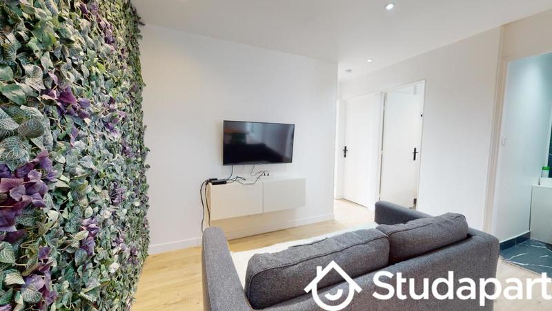 Chambre - 10 m² - 1 pièce