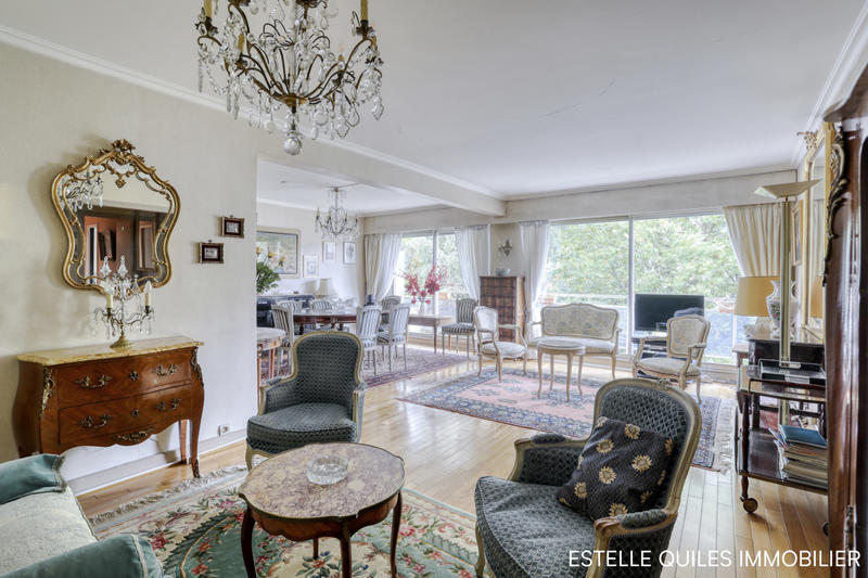 Appartement - 104 m² - 5 pièces