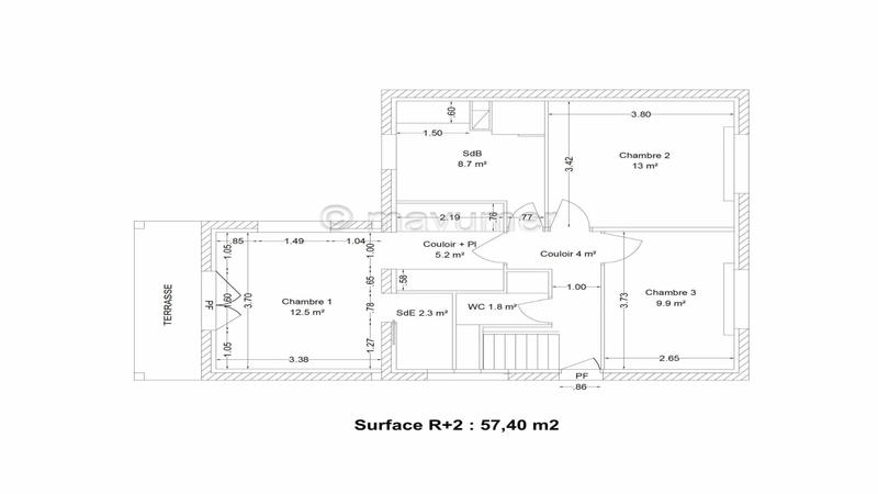 Maison - 250 m² - 9 pièces