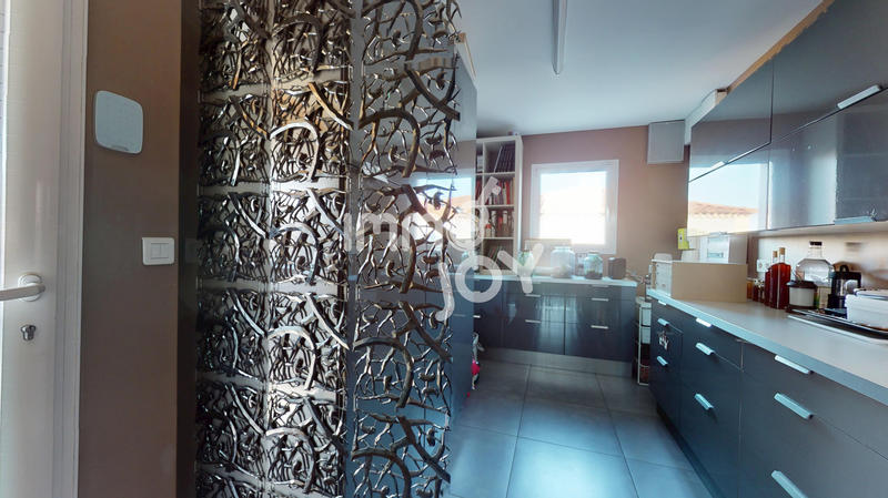 Maison - 183 m² - 5 pièces