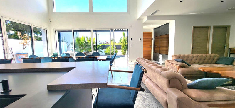 Maison - 165 m² - 6 pièces