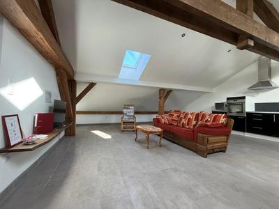 Appartement - 80 m² - 3 pièces