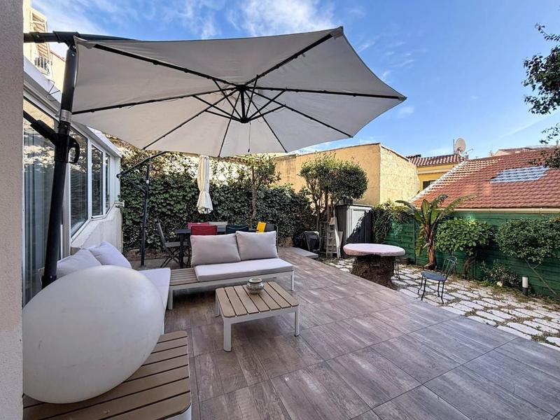 Loft - 108 m² - 4 pièces