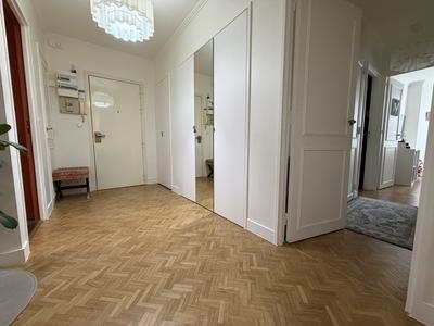 Appartement - 94 m² - 5 pièces