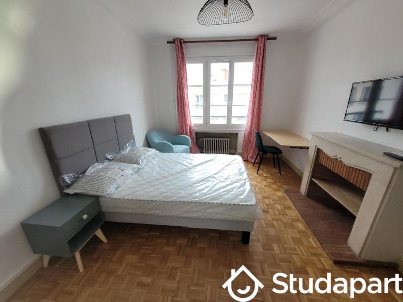 Chambre - 15 m² - 1 pièce