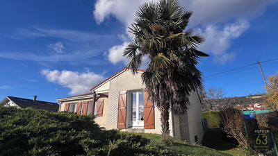 Maison - 120 m² - 5 pièces