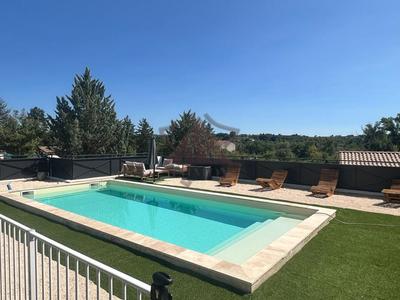 Maison - 159 m² - 7 pièces