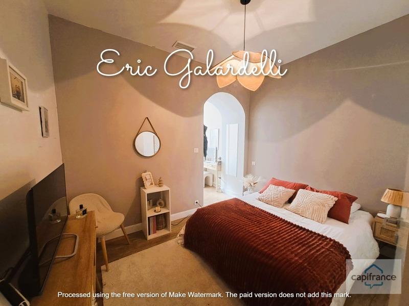 Appartement ancien - 90 m² - 4 pièces