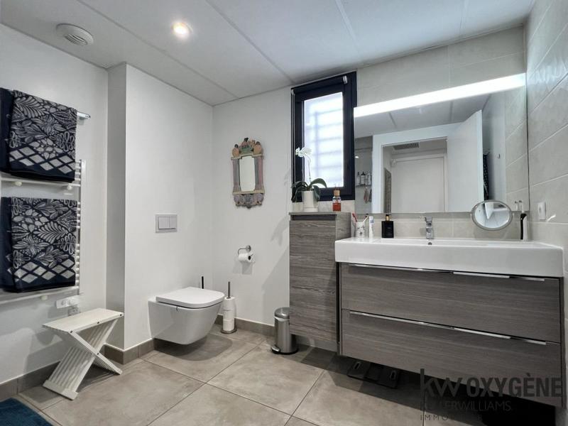 Maison - 98 m² - 5 pièces