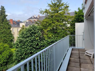 Appartement - 95 m² - 3 pièces