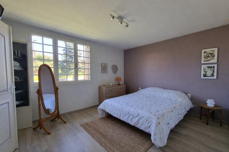 Maison - 175 m² - 8 pièces