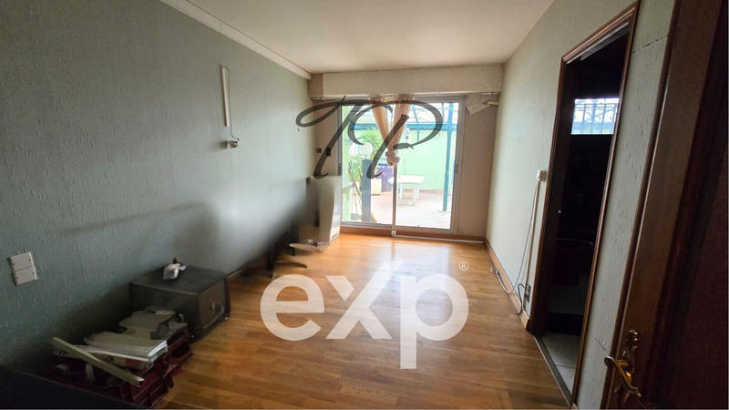 Appartement - 177 m² - 6 pièces