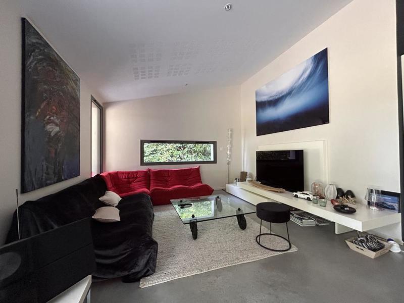 Maison - 143 m² - 5 pièces