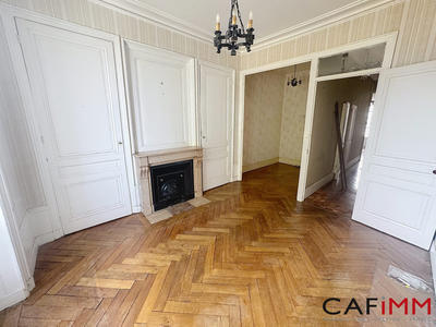 Appartement - 77 m² - 3 pièces