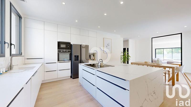 Maison - 158 m² - 4 pièces