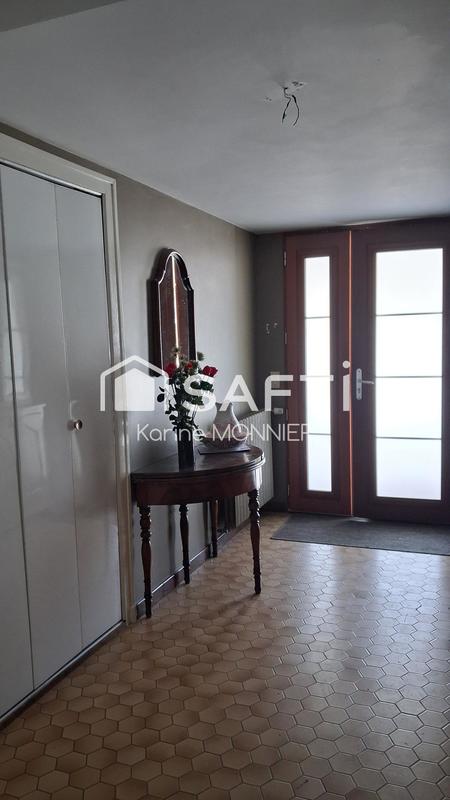 Maison - 185 m² - 9 pièces