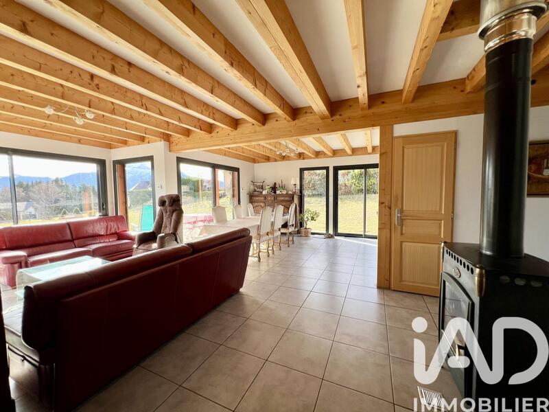 Maison - 144 m² - 5 pièces