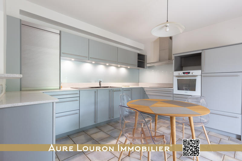 Maison - 148 m² - 5 pièces