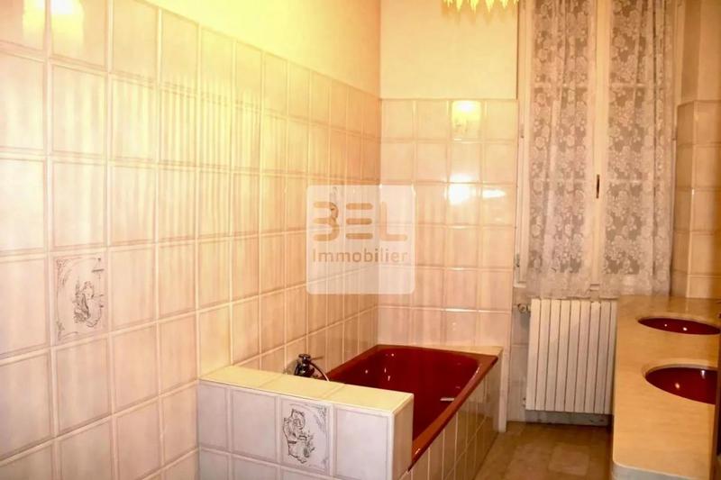 Maison - 169 m² - 6 pièces