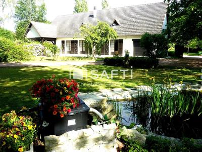 Maison - 263 m² - 7 pièces