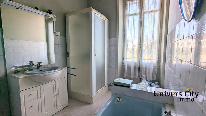 Maison - 135 m² - 6 pièces