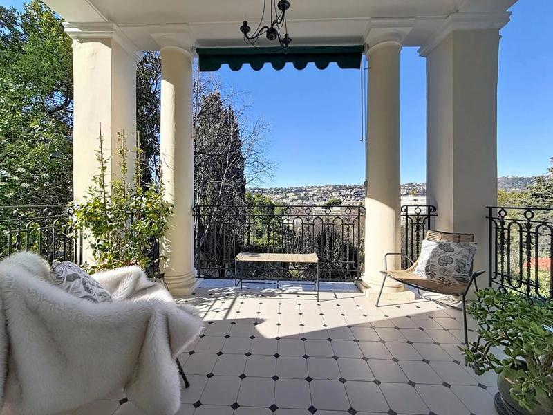 Appartement - 139 m² - 4 pièces