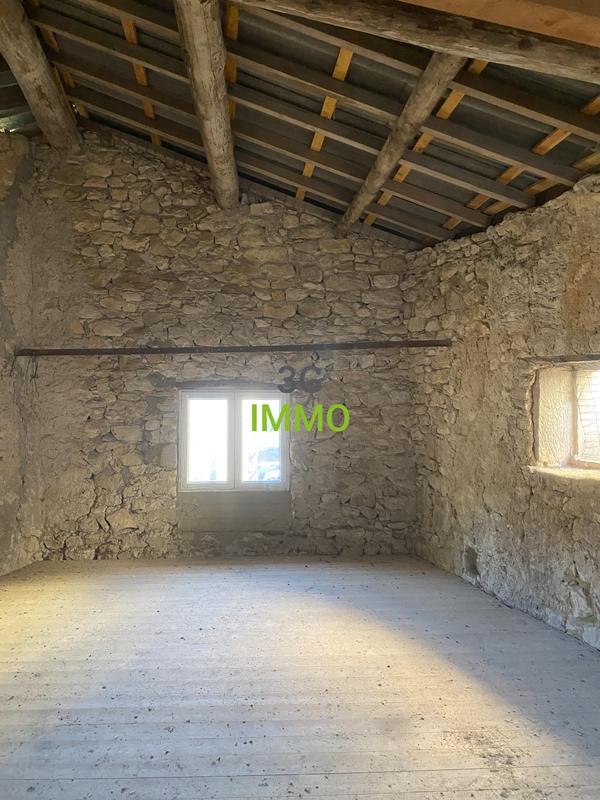 Maison de village - 84 m² - 4 pièces