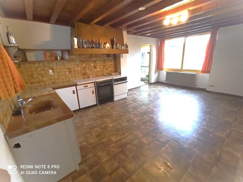 Maison - 235 m² - 8 pièces