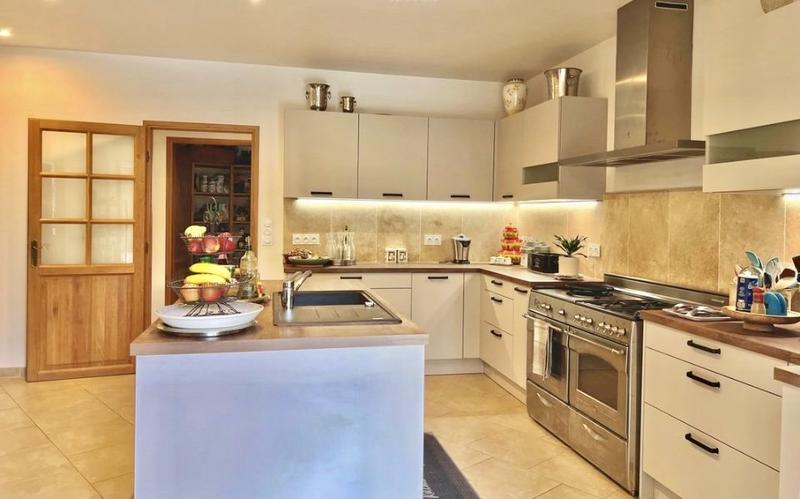 Maison d'architecte - 260 m² - 8 pièces