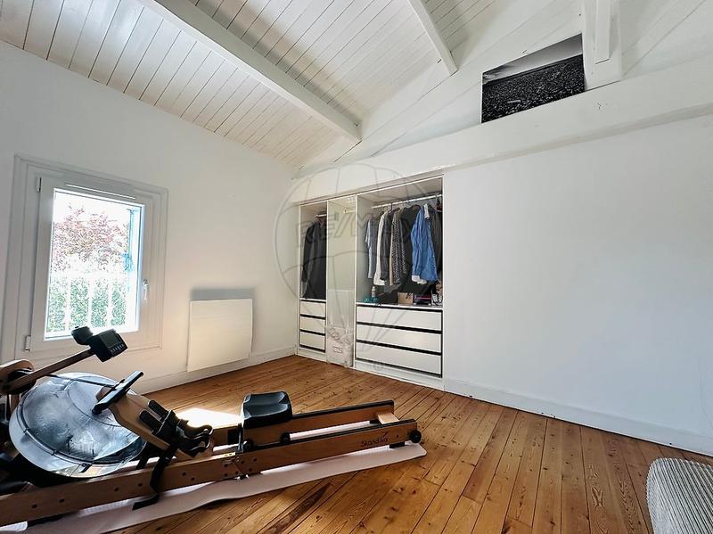 Maison - 160 m² - 5 pièces