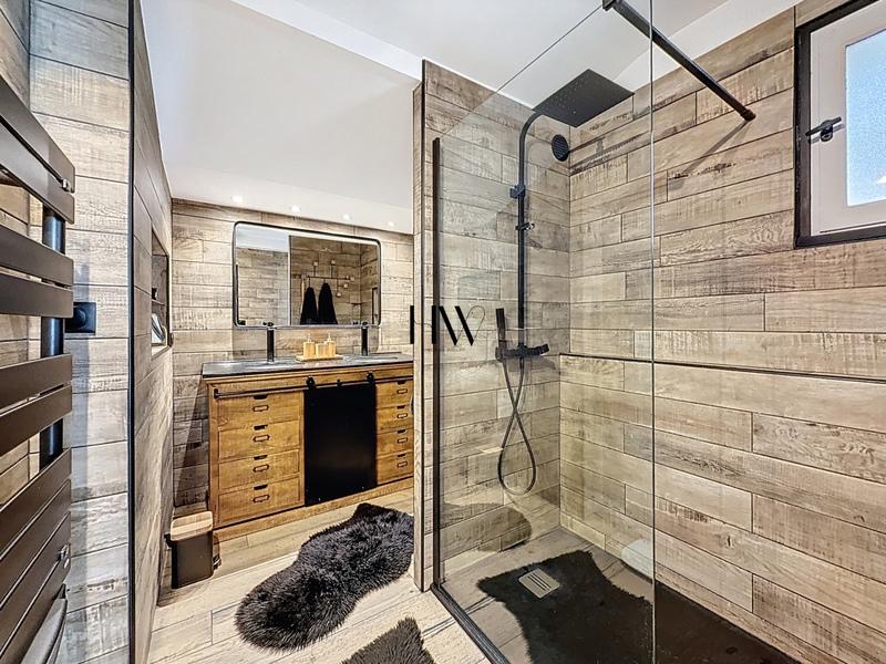 Maison - 176 m² - 8 pièces