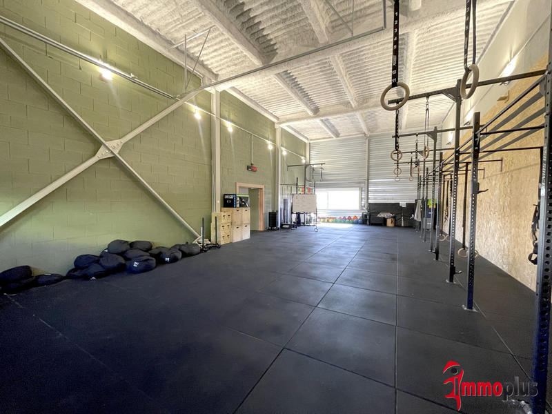 Local commercial - 521 m²