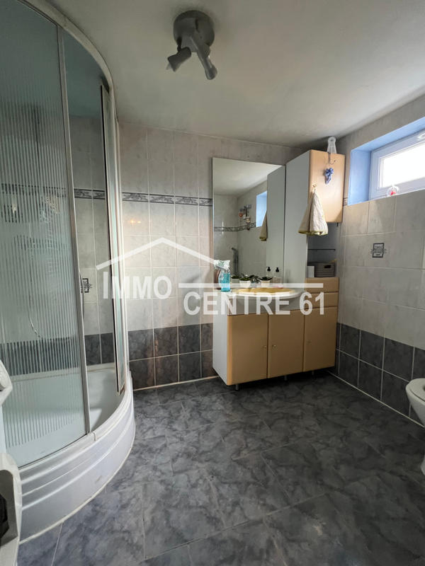 Maison - 101 m² - 6 pièces