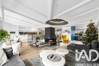 Maison de maîtres - 215 m² - 7 pièces