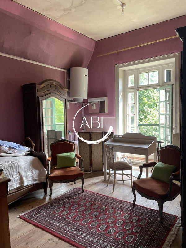 Villa - 269 m² - 11 pièces