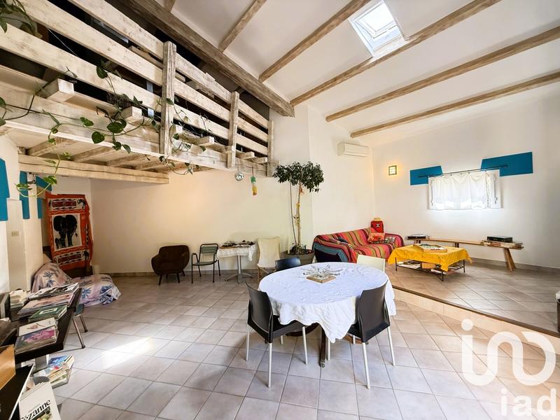 Maison - 170 m² - 9 pièces
