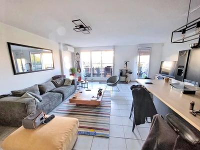 Appartement - 72 m² - 3 pièces