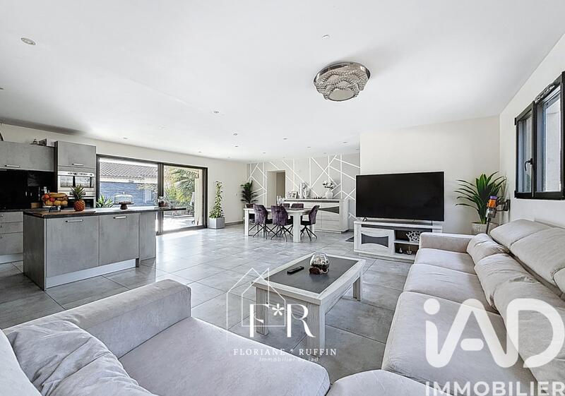 Maison - 155 m² - 5 pièces