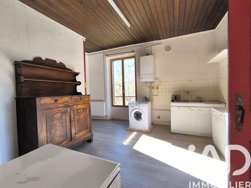 Maison - 64 m² - 4 pièces