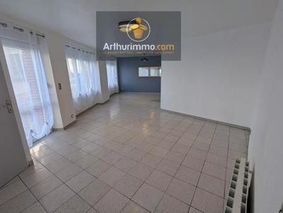 Maison - 102 m² - 4 pièces