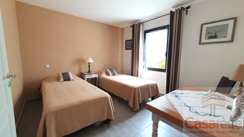 Maison - 163 m² - 5 pièces