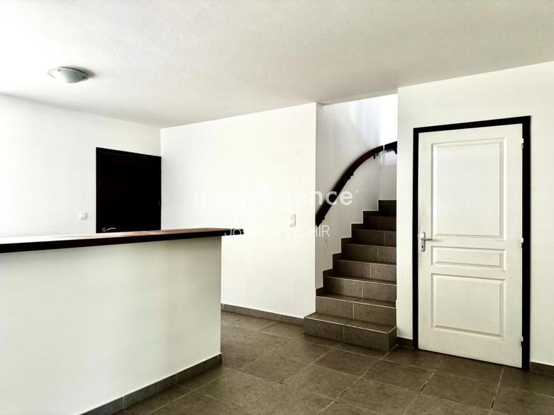 Appartement - 90 m² - 4 pièces