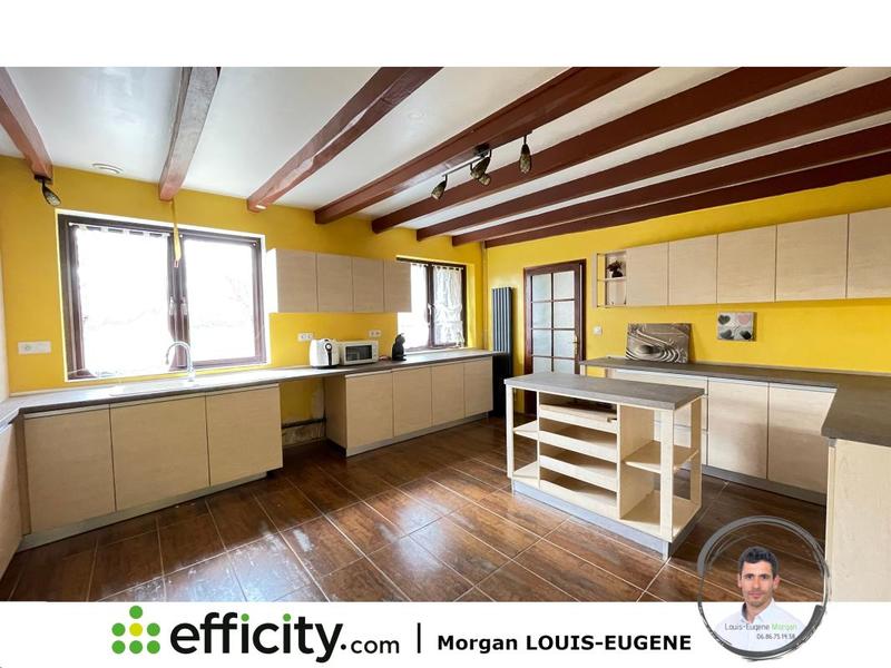 Maison - 185 m² - 7 pièces