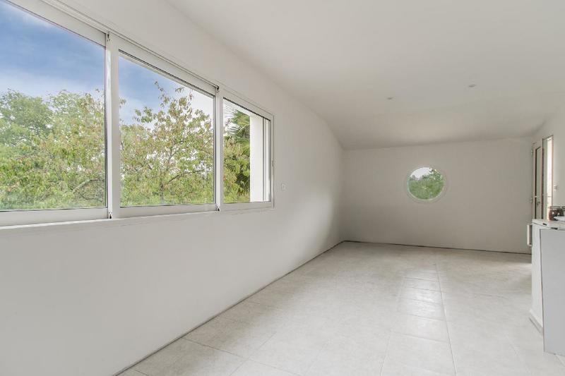 Maison - 206 m² - 8 pièces